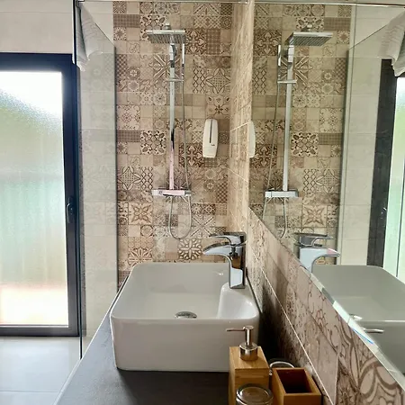 מלון El Capricho De Arguis