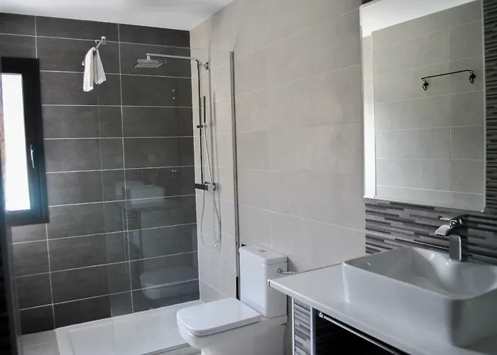 Hotel El Capricho De 2*